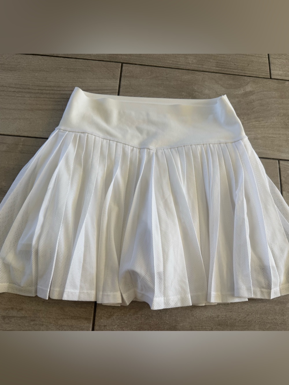Victoria’s Secret VSX Mesh Tennis Skirt Pleated White Sz L